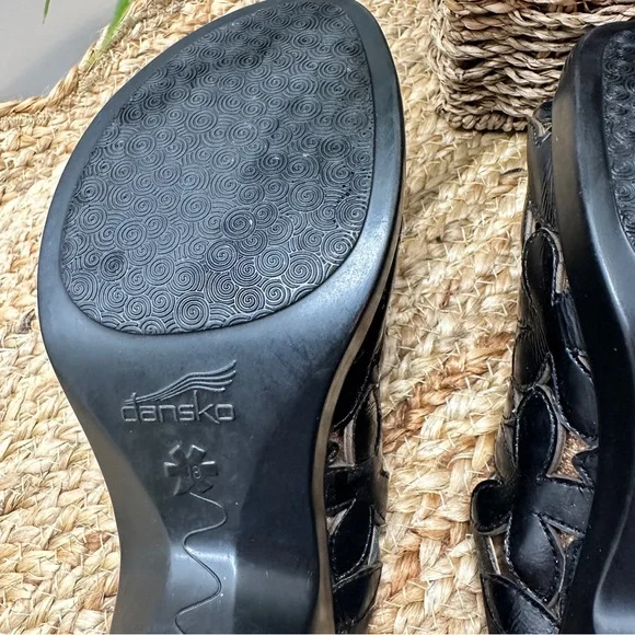 DANSKO Clarissa Daisy Floral Black Leather Slides Heels Sandals EUR 38 (7.5-8) - Picture 6 of 16